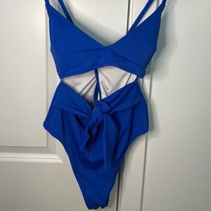 One Piece Bathing-suit NEW WORN